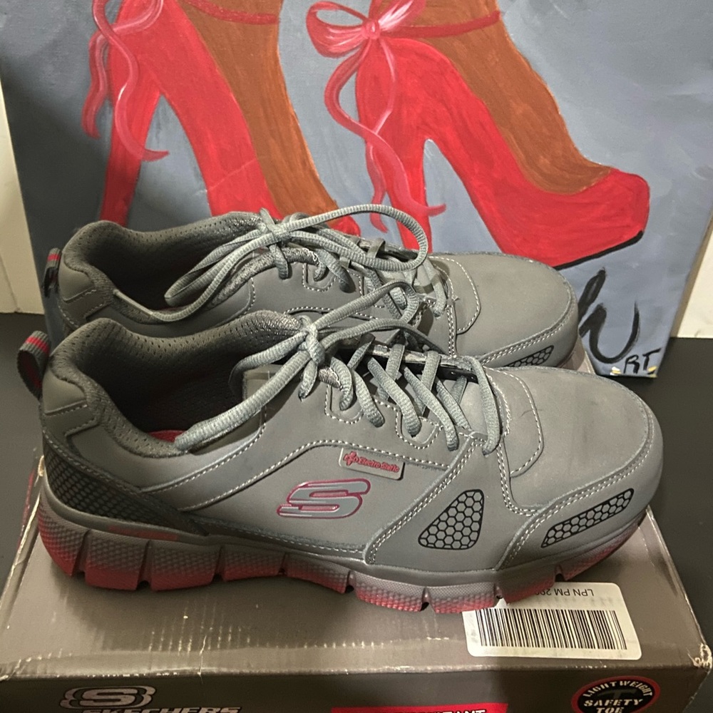 Skechers Flex Sole slip resistant/safety toe 8.5